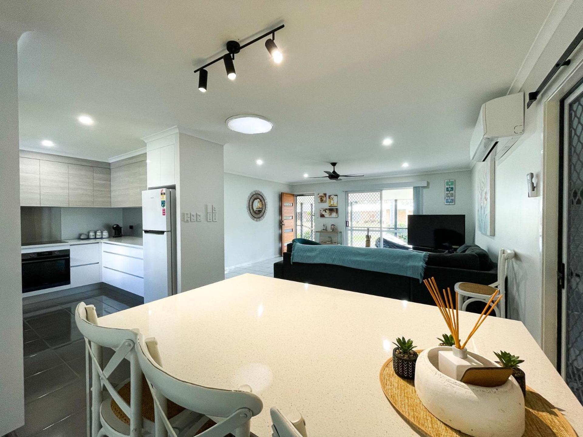 Beach House On Burrum- Close To Beach- 3Br- Wifi-Foxtel Woodgate Dış mekan fotoğraf